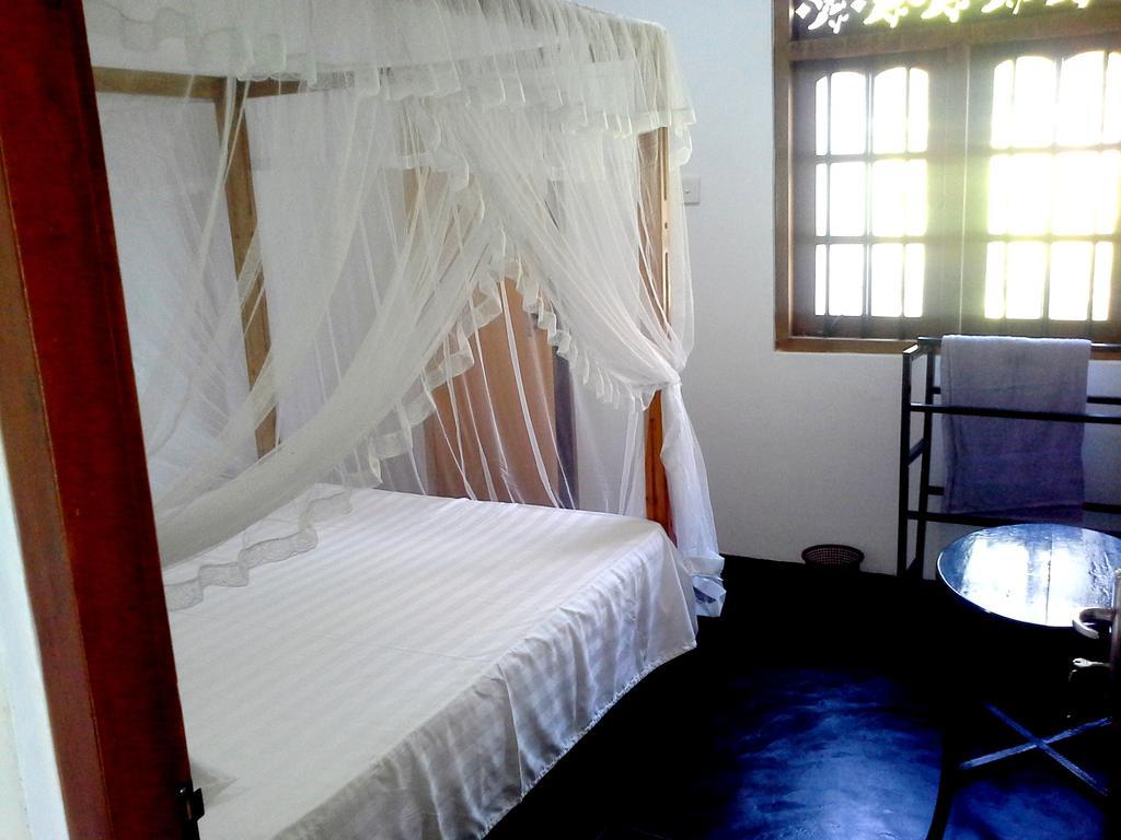 Sunstyle Mirissa Guest House Стая снимка