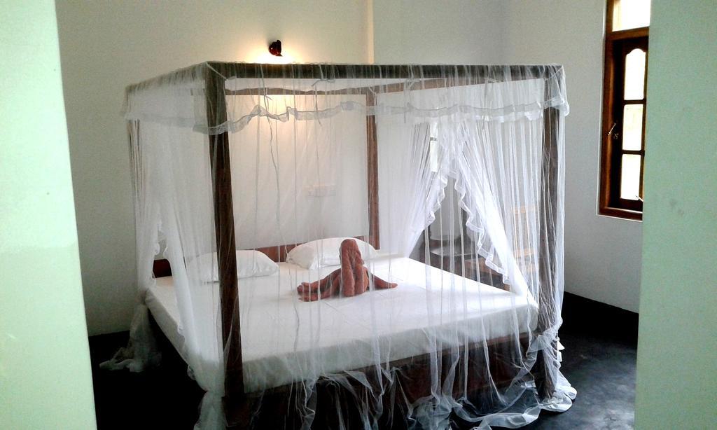 Sunstyle Mirissa Guest House Стая снимка